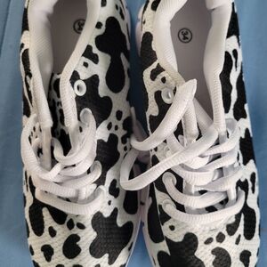 Source Unknown Black & White Cow Print Kids Sneakers